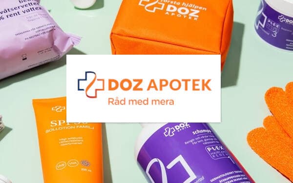 Burkar med vitaminer och hudvårdsprodukter och Doz Apotek logotyp