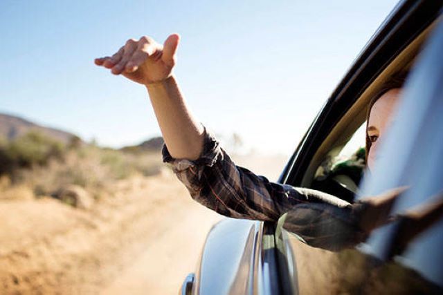 Flicka i bil. re:member flex är kortet för dig som vill ha mer frihet i vardagen.