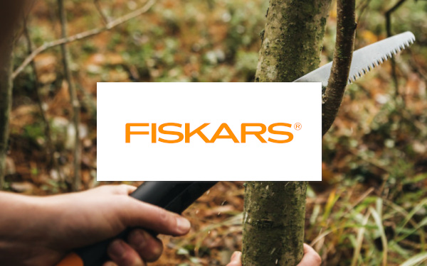 FISKARS 600X375 PNG.png
